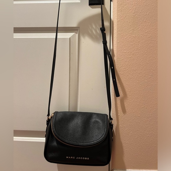 Marc Jacobs Black Crossbody Bag - Picture 4 of 6